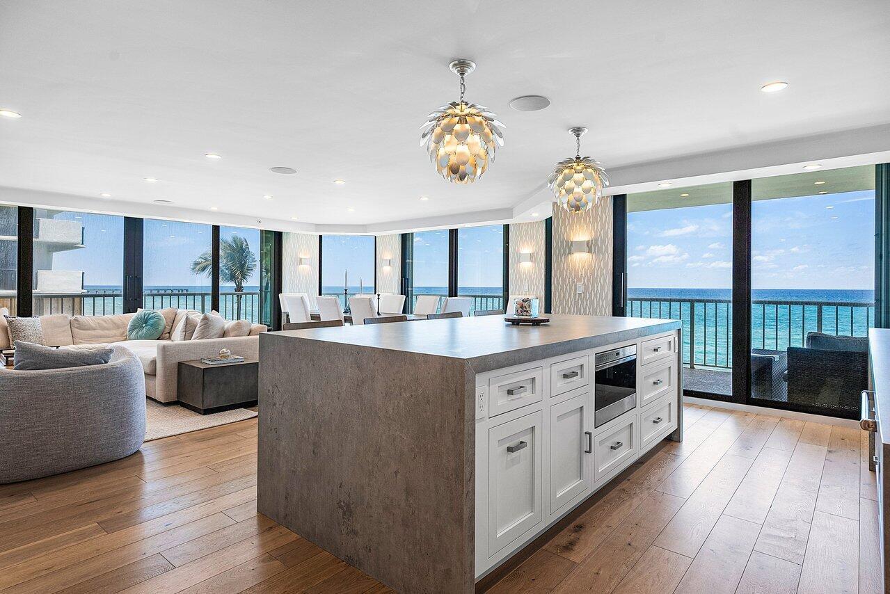 ENCLAVE OF PALM BEACH CON - Residential