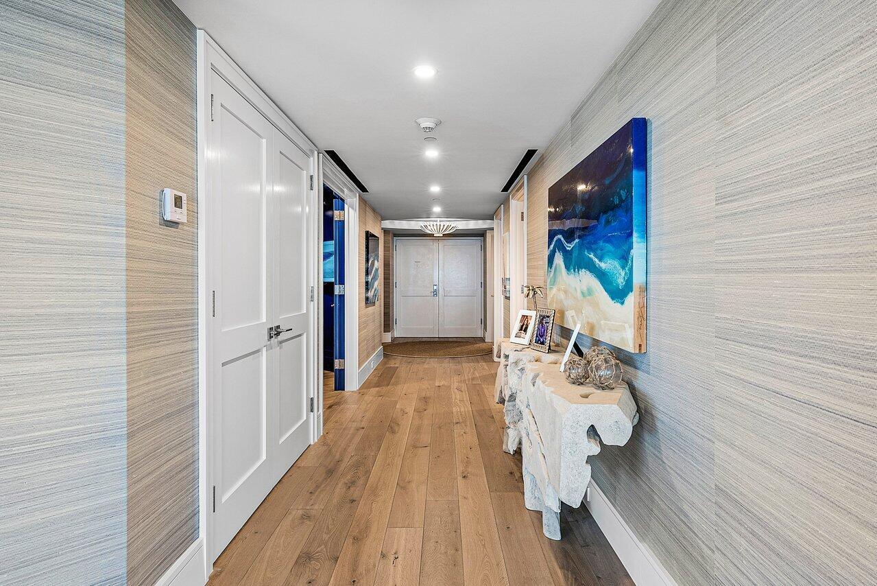 ENCLAVE OF PALM BEACH CON - Residential