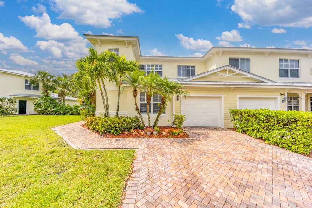 Photo of 2601 Creekside Drive, Fort Pierce, FL 34981 (MLS # R10893775)