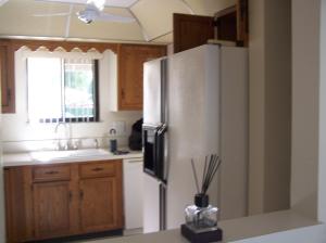 RIVEREDGE CONDO - Residential Lease