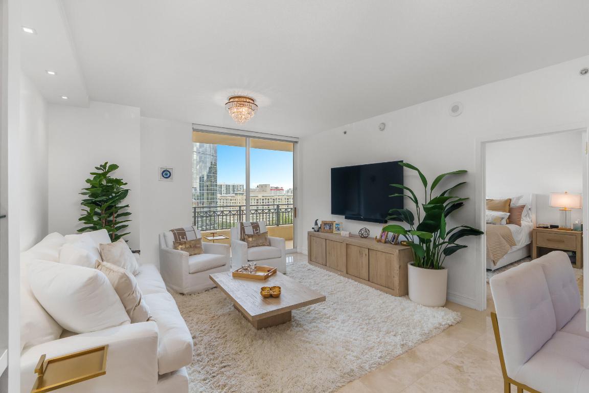 CITYPLACE SOUTH TOWER CONDO - Residential Lease