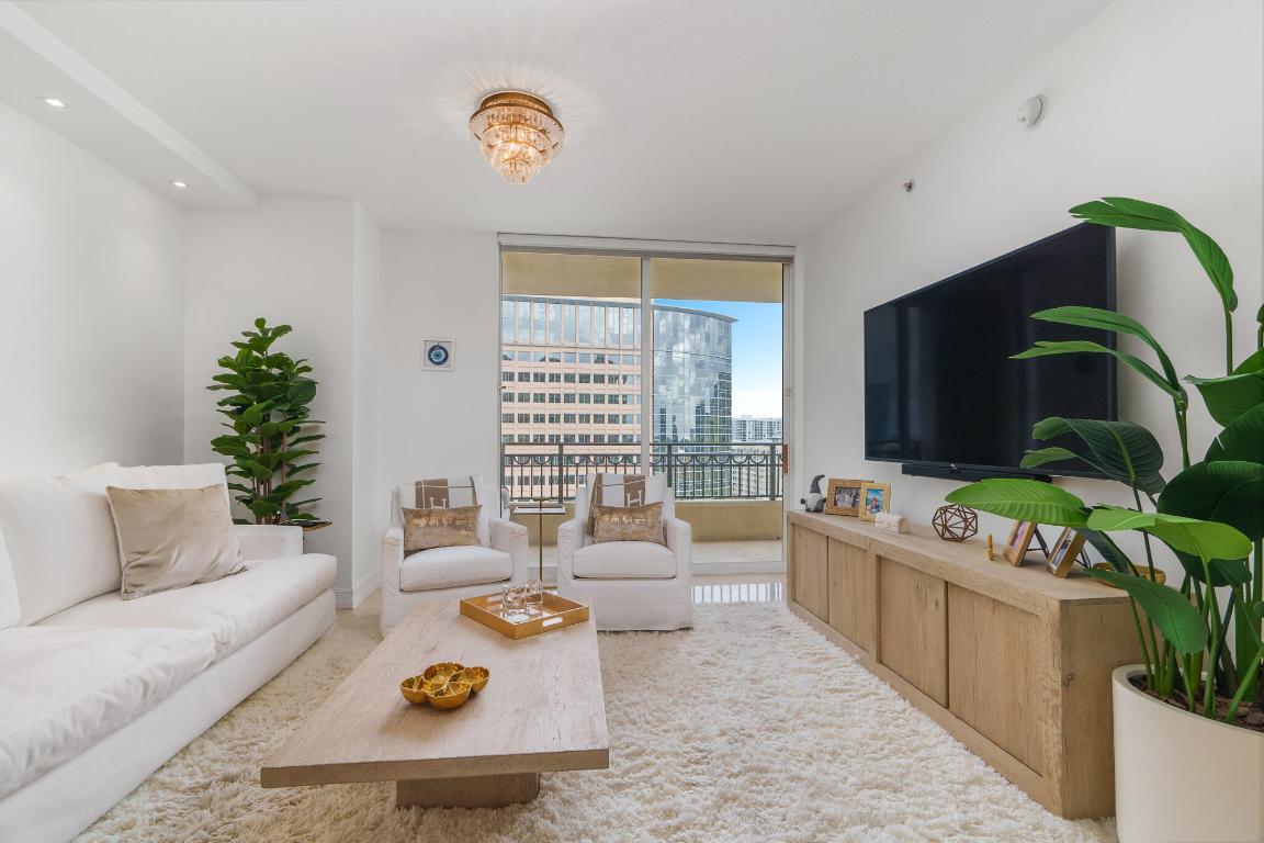 CITYPLACE SOUTH TOWER CONDO - Residential Lease