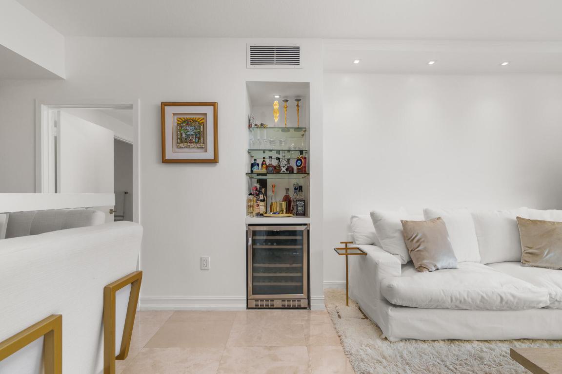 CITYPLACE SOUTH TOWER CONDO - Residential Lease