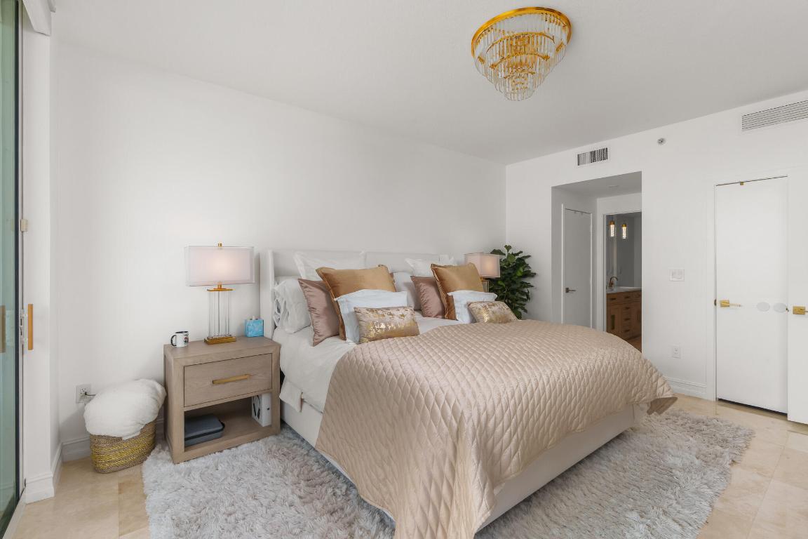 CITYPLACE SOUTH TOWER CONDO - Residential Lease