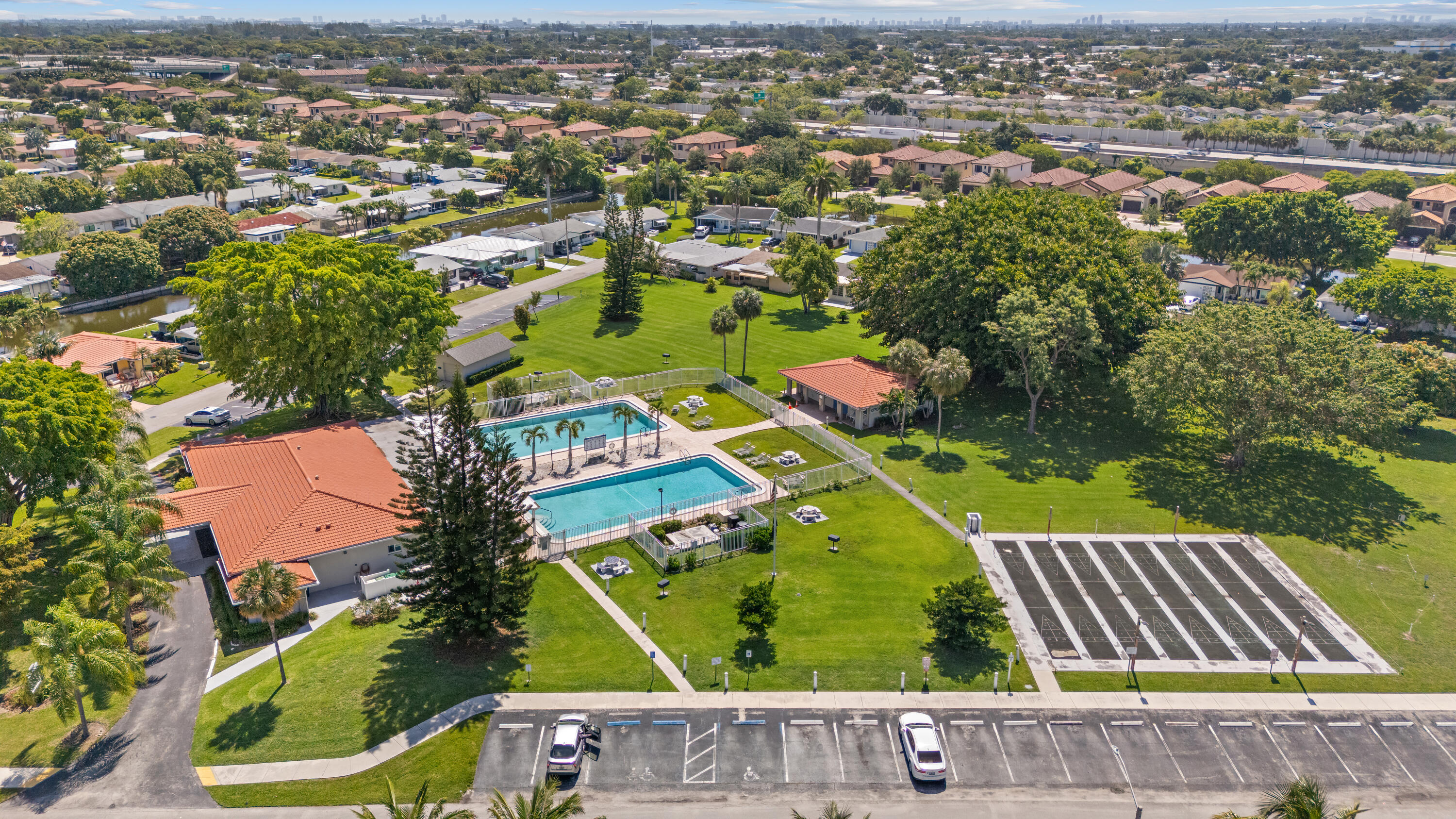 MAINLANDS OF TAMARAC LAKES - Residential