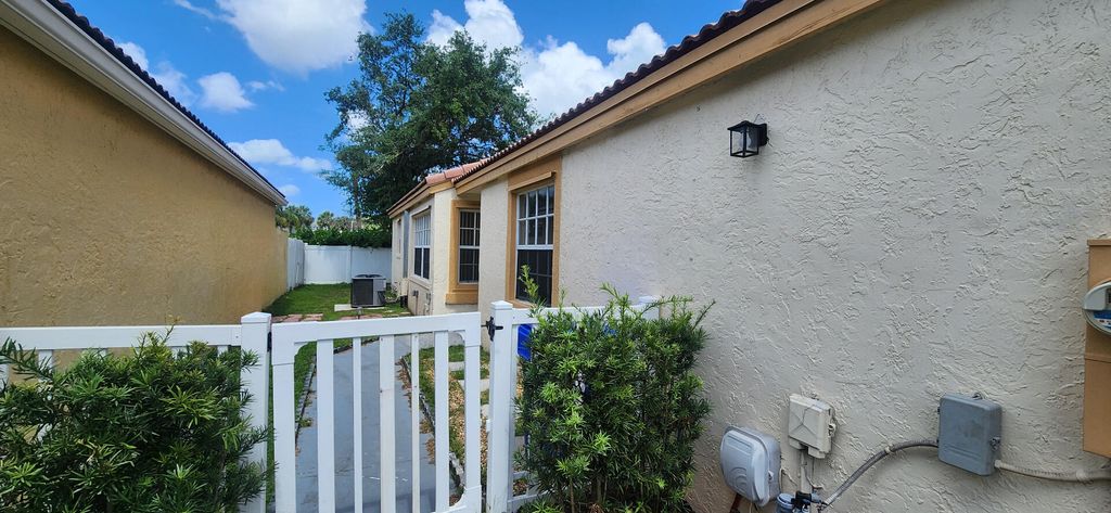 Photo of 17932 SW 29th Lane, Miramar, FL 33029 (MLS # B26017038)