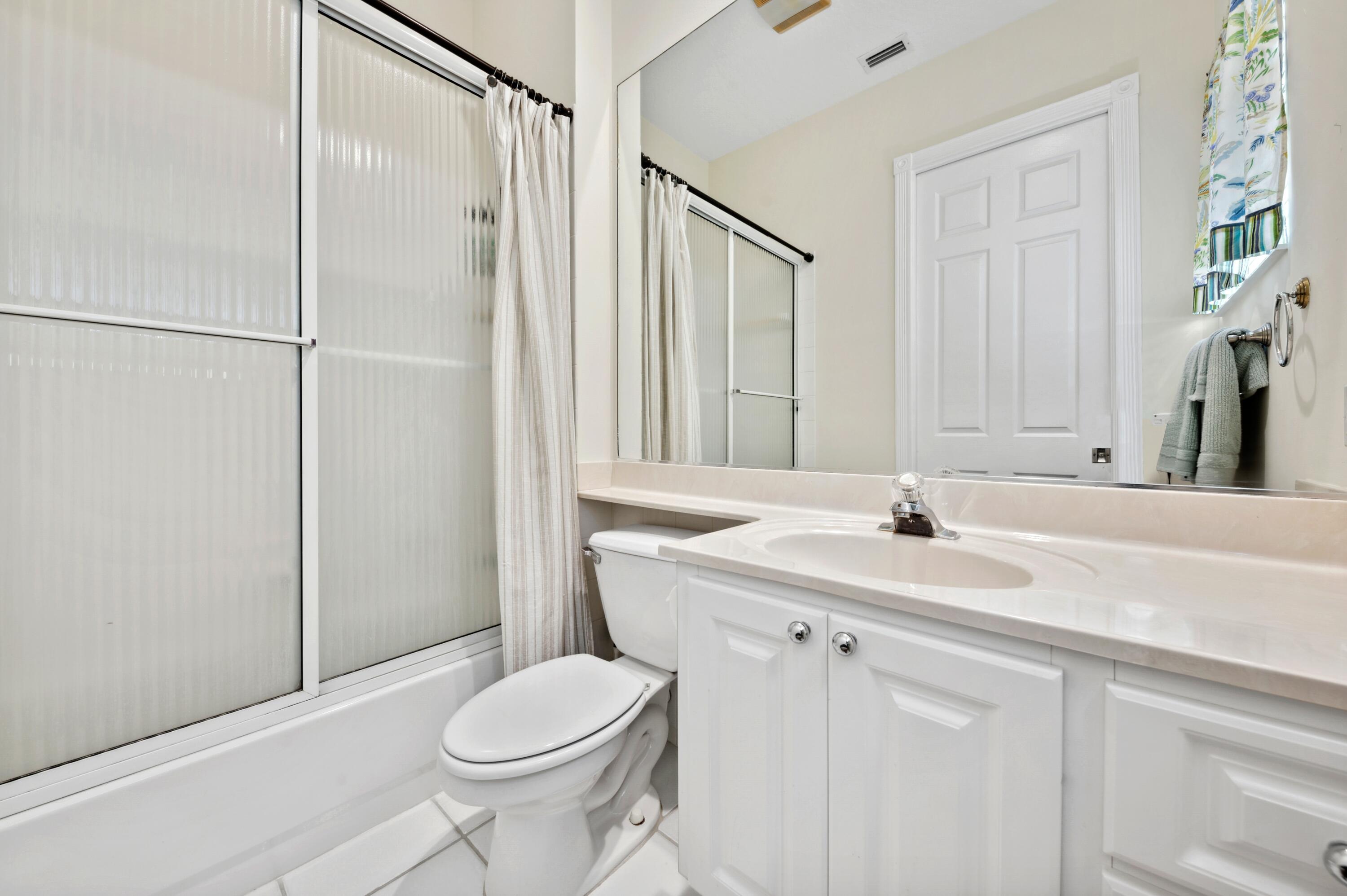 RIVERWALK - Residential