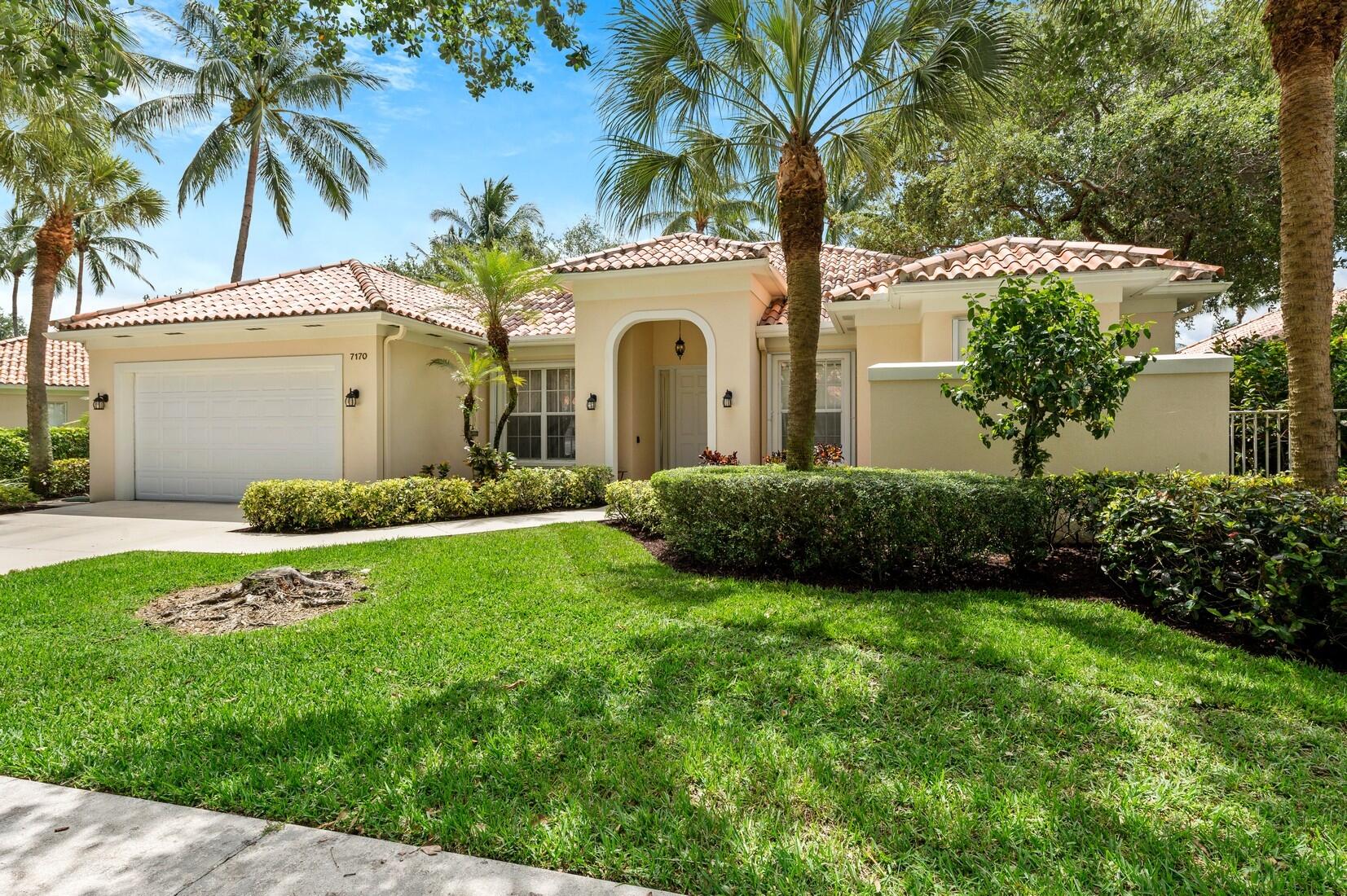 RIVERWALK - Residential