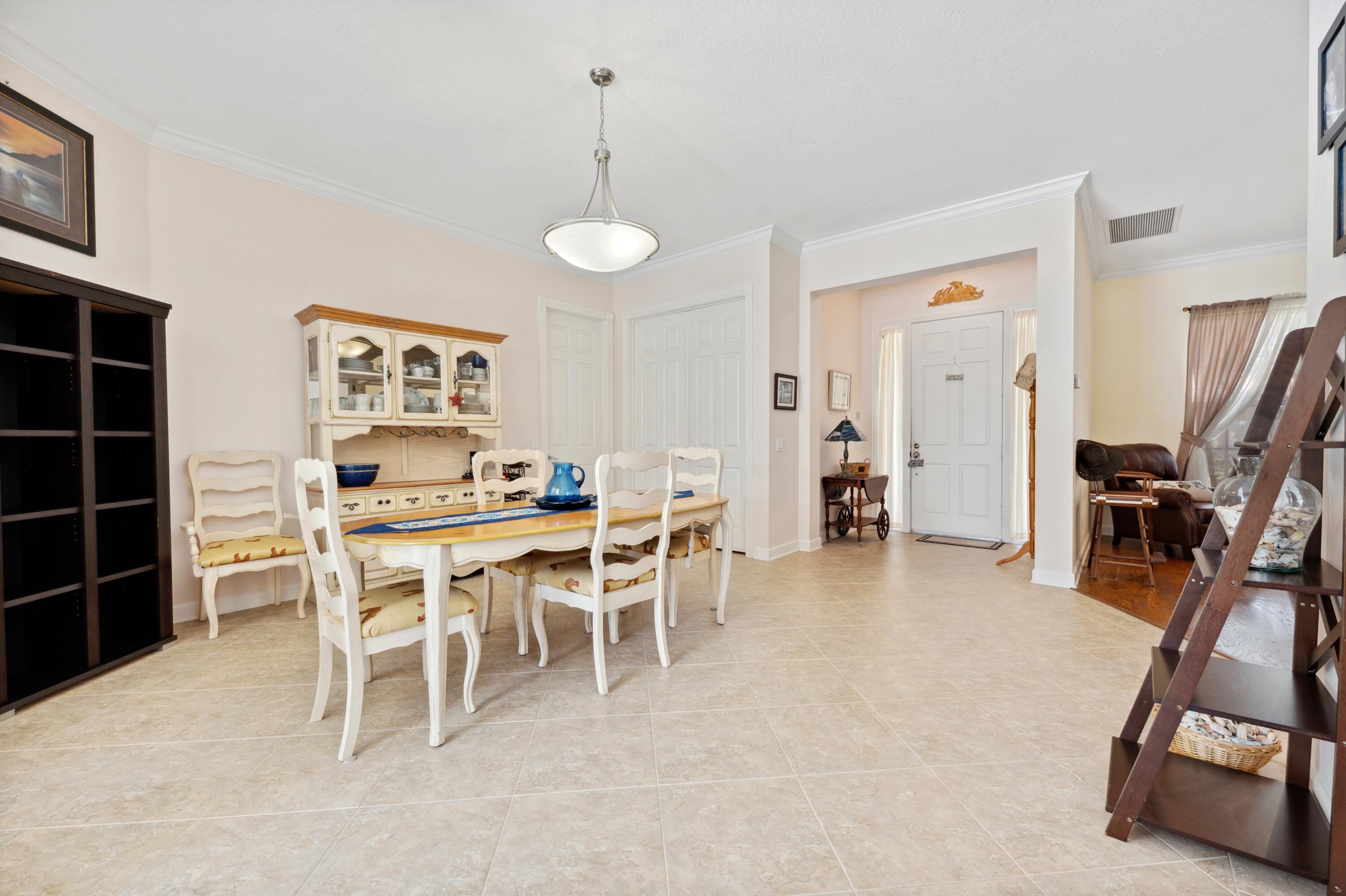 RIVERWALK - Residential