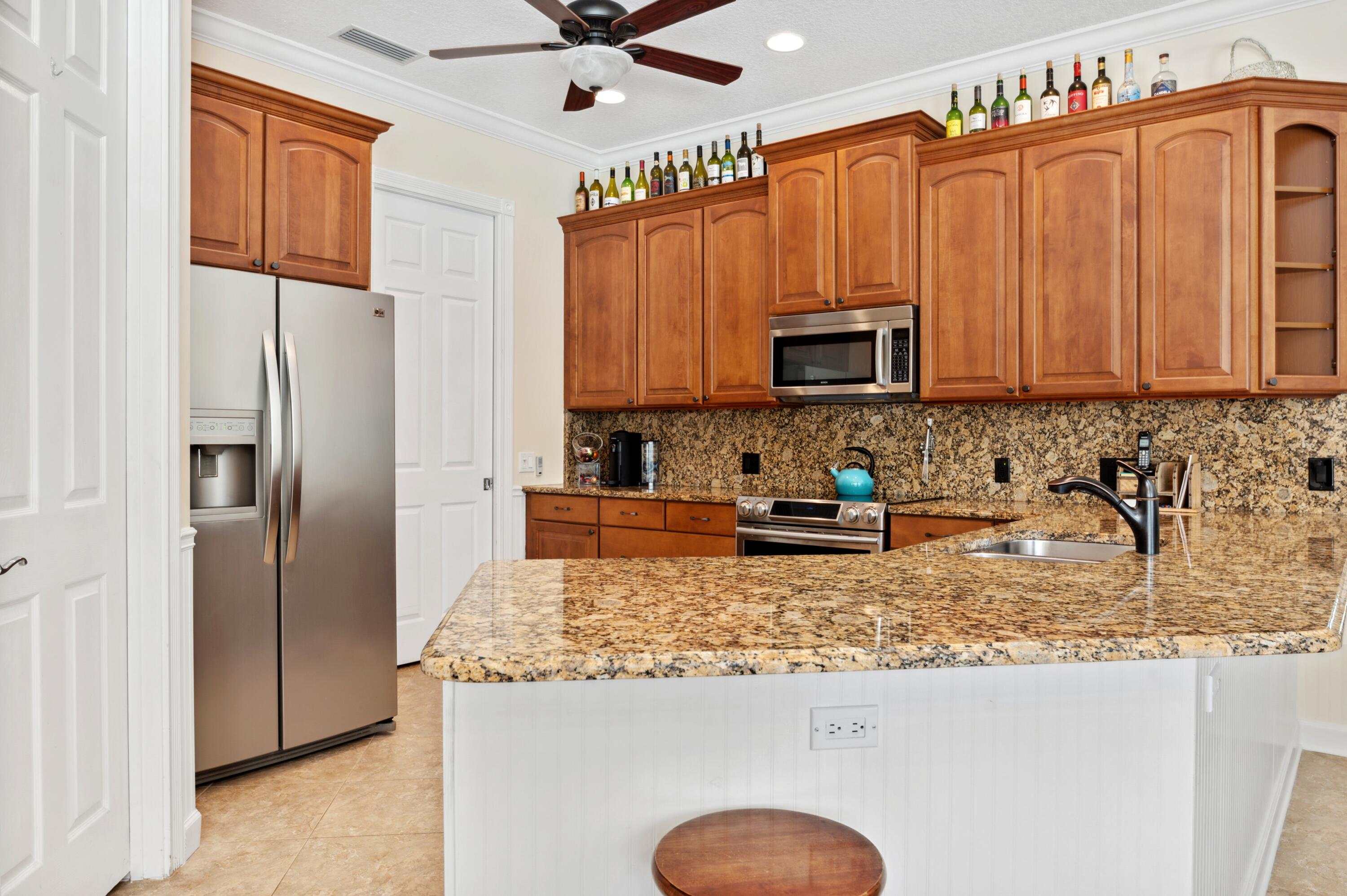 RIVERWALK - Residential