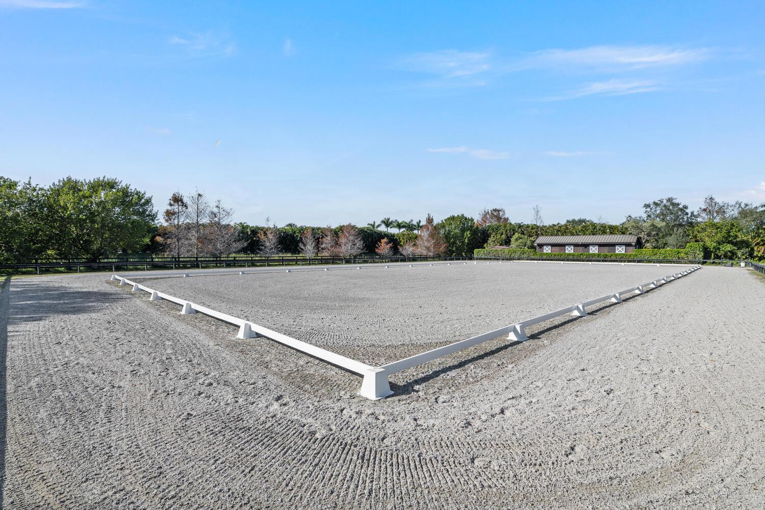 PALM BEACH POINT EAST - Residential