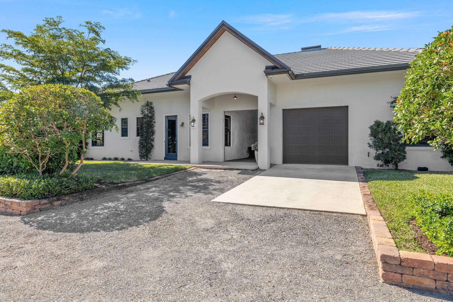 PALM BEACH POINT EAST - Residential