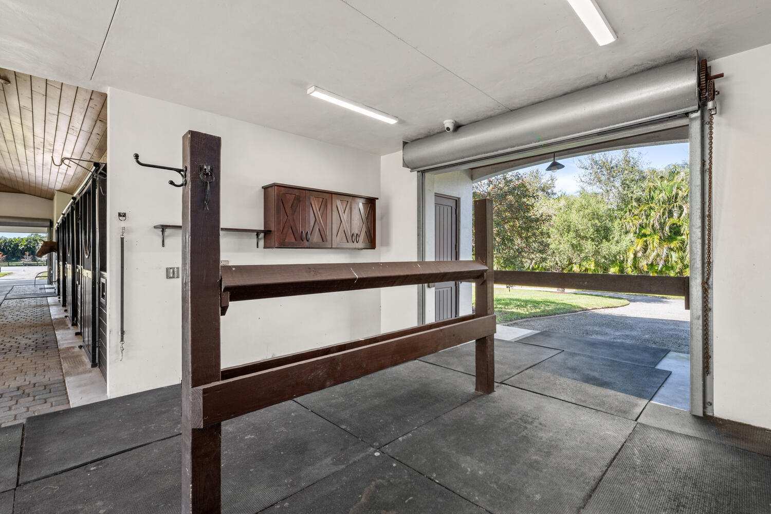 PALM BEACH POINT EAST - Residential