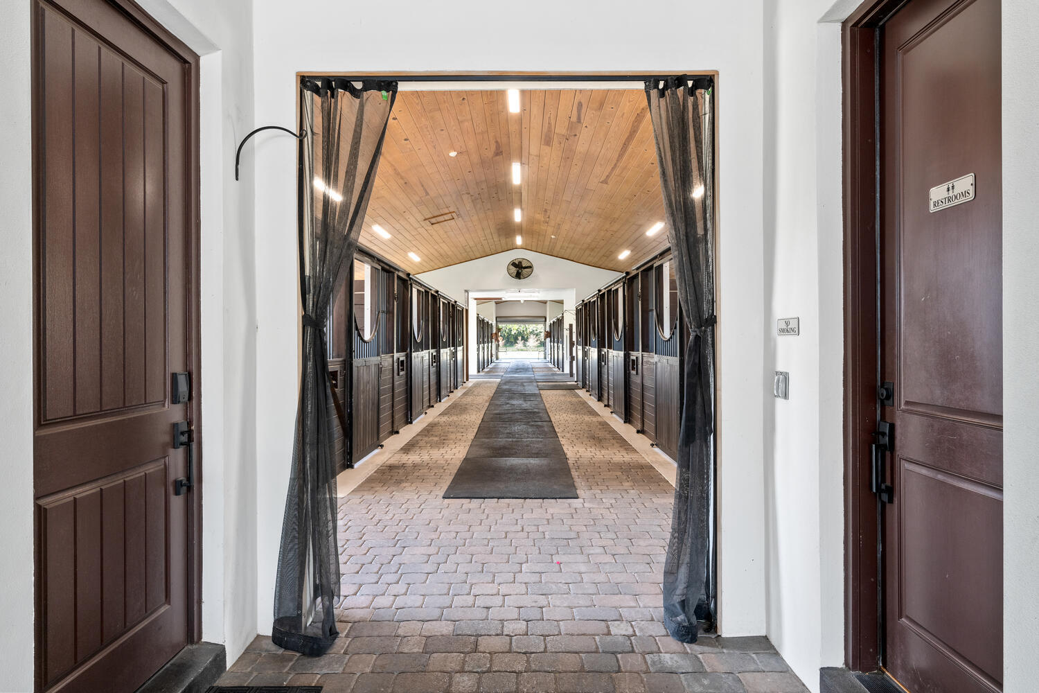 PALM BEACH POINT EAST - Residential