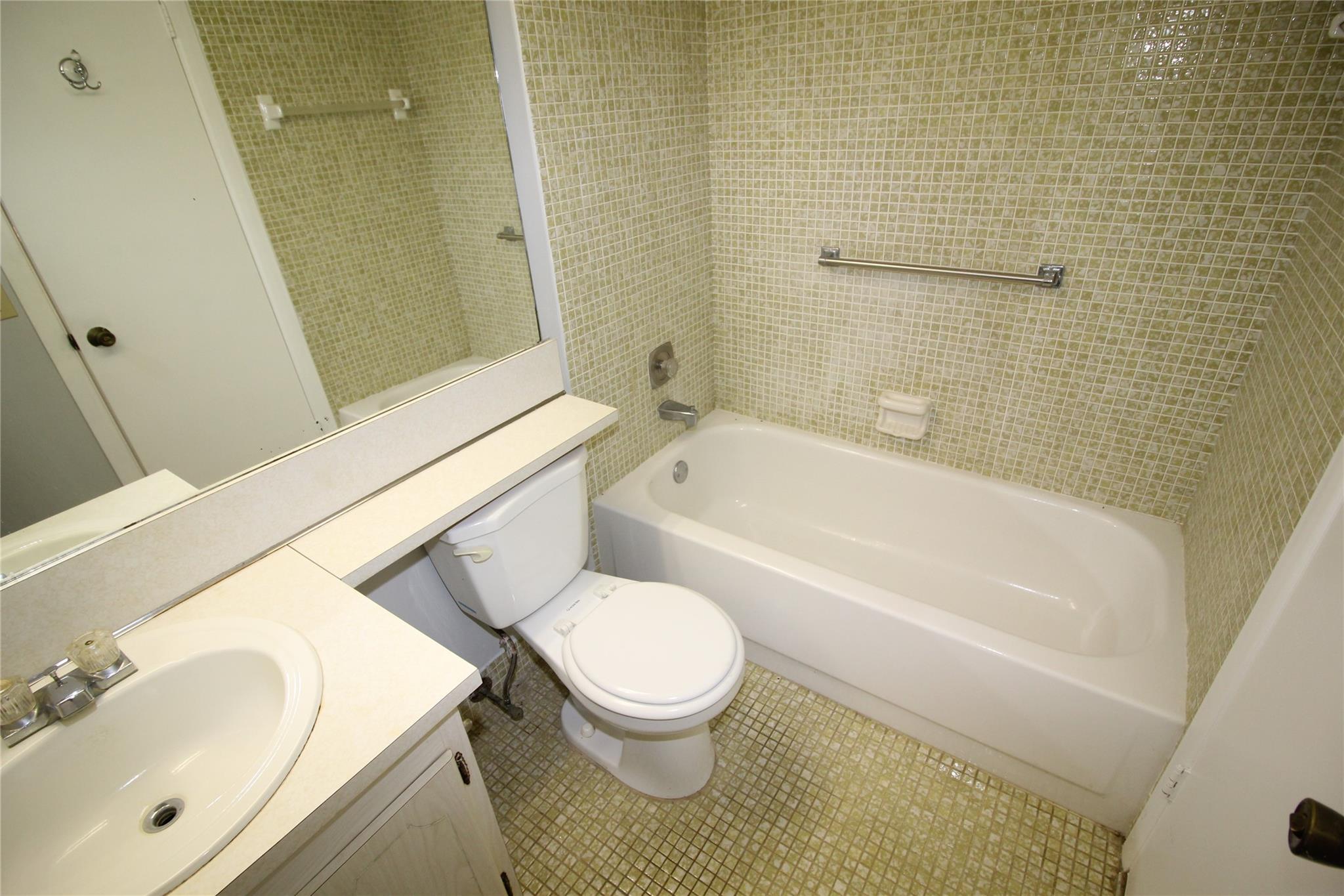 261 Newport P 261