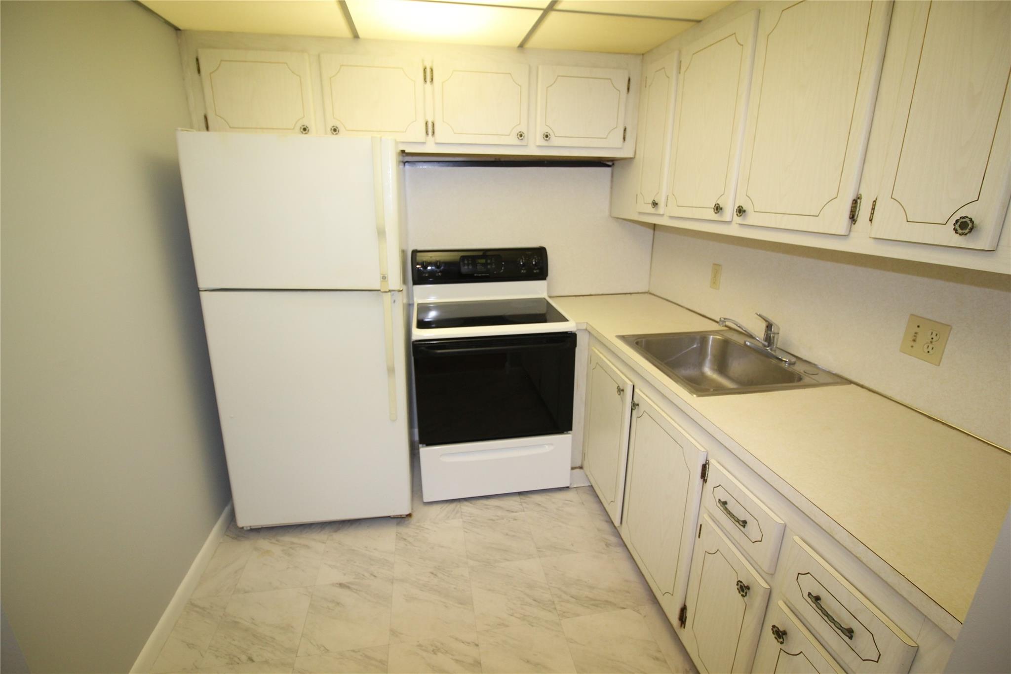 261 Newport P 261