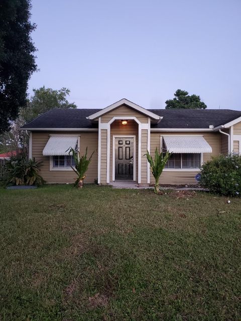 A home in Port St Lucie