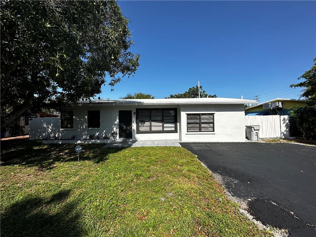 Cresthaven 5 40-4 B - Residential