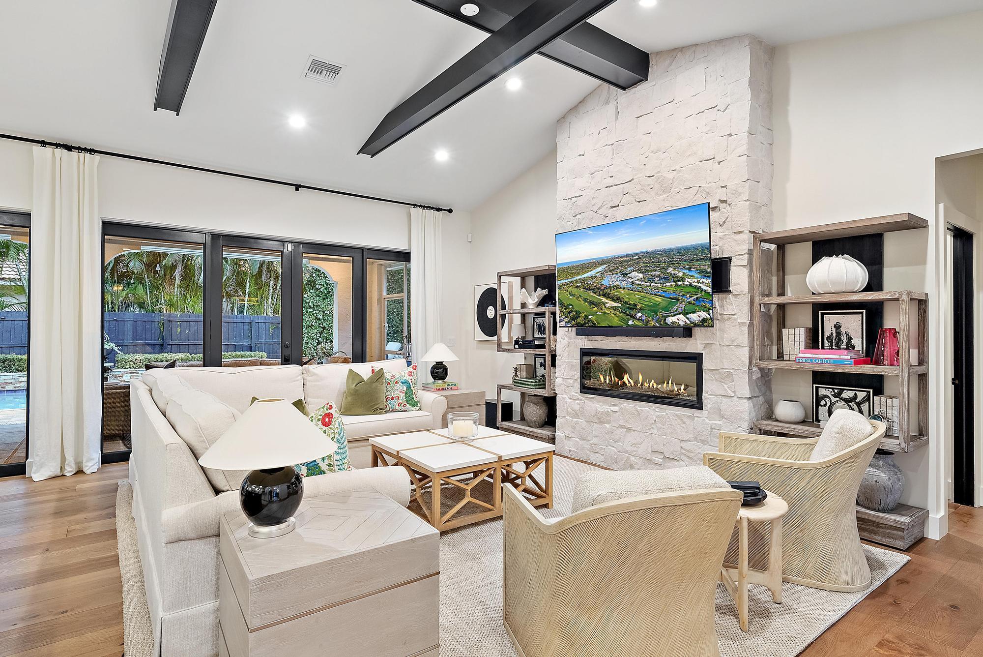 Jupiter River Estate - Residential