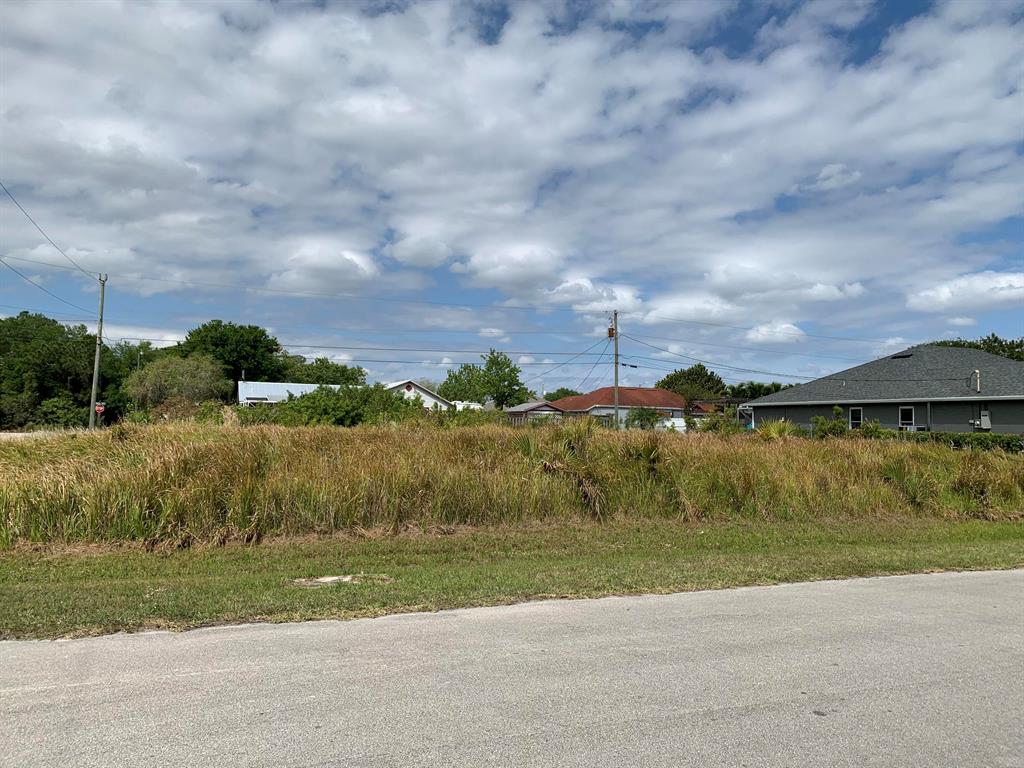 Photo of 1692 SW Paddock Street, Port Saint Lucie, FL 34987 (MLS # R10708658)