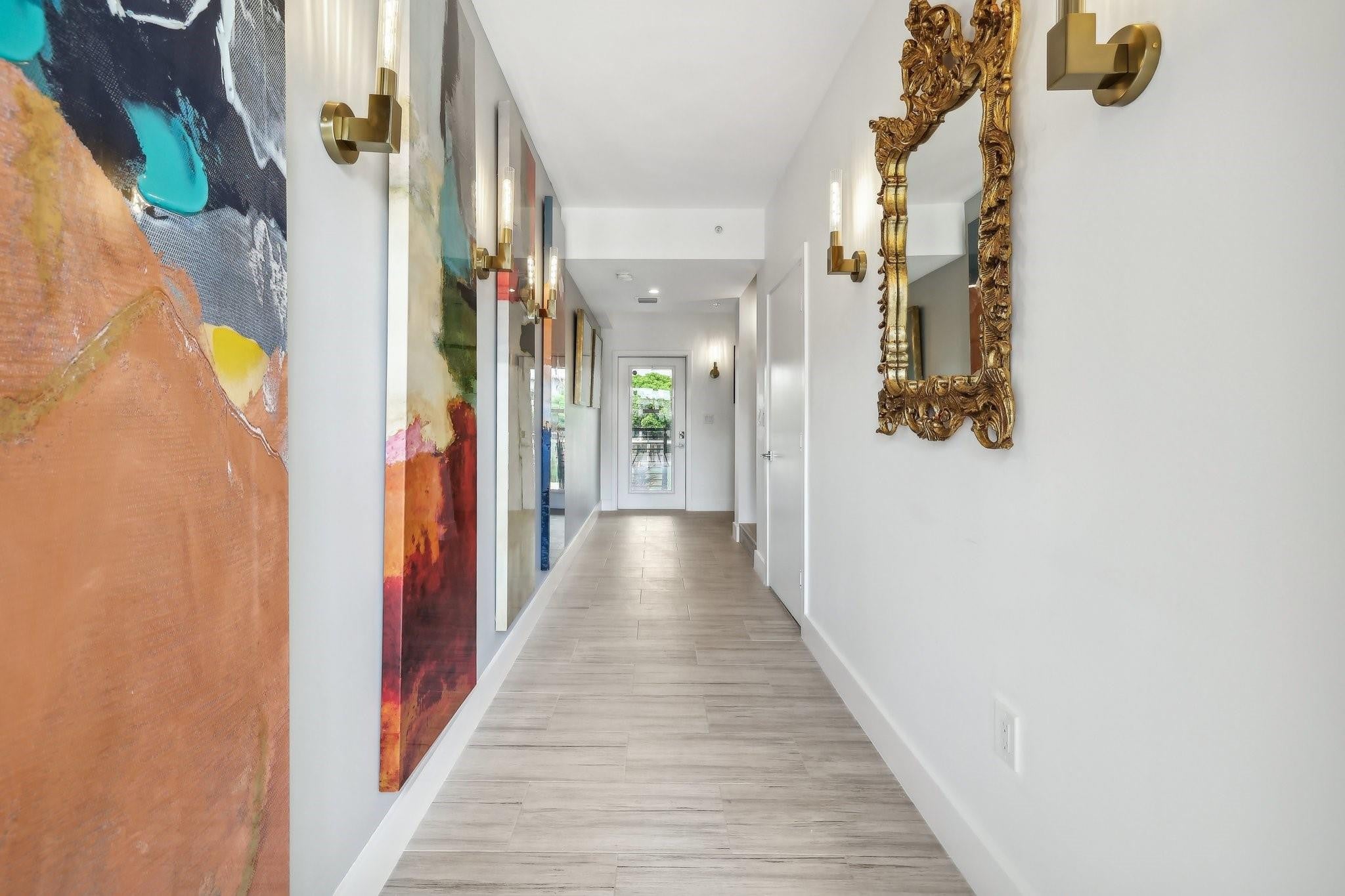 161 SE 1ST Circle 161