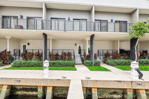Tiny photo for 161 SE 1ST Circle #161, Pompano Beach, FL 33060 (MLS # B26089531)