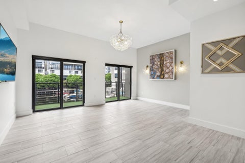 Tiny photo for 161 SE 1ST Circle #161, Pompano Beach, FL 33060 (MLS # B26089531)