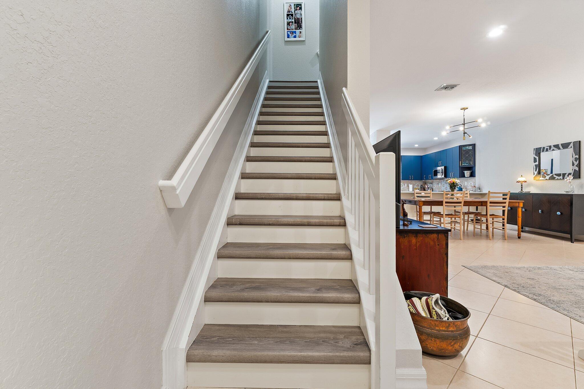 CANTERBURY PLACE - Residential