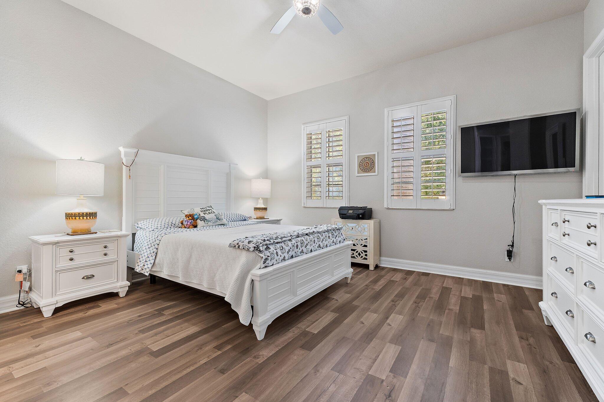 CANTERBURY PLACE - Residential