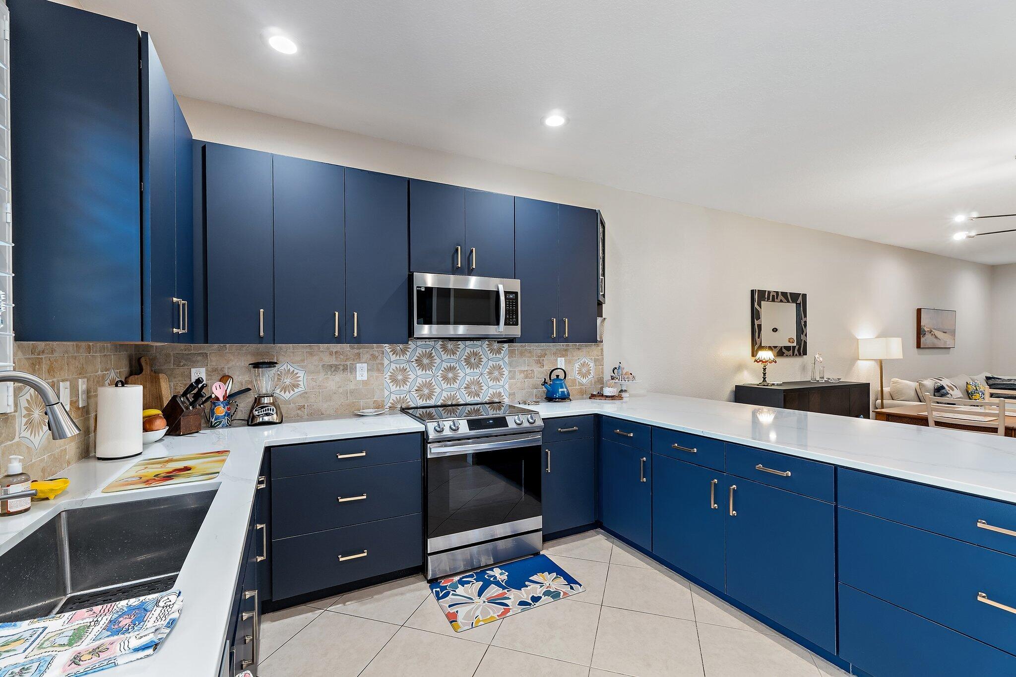 CANTERBURY PLACE - Residential