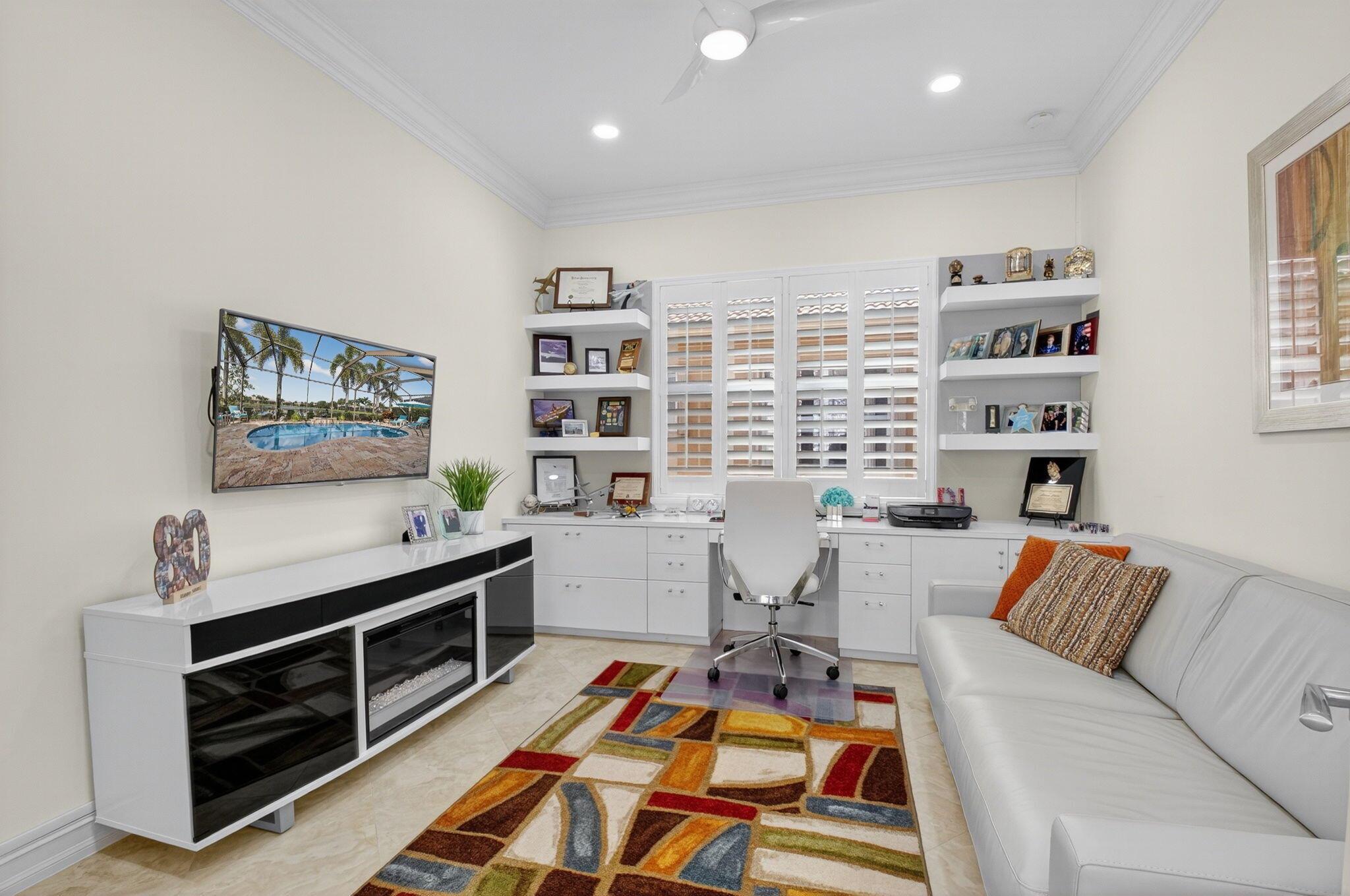 VALENCIA RESERVE - Residential