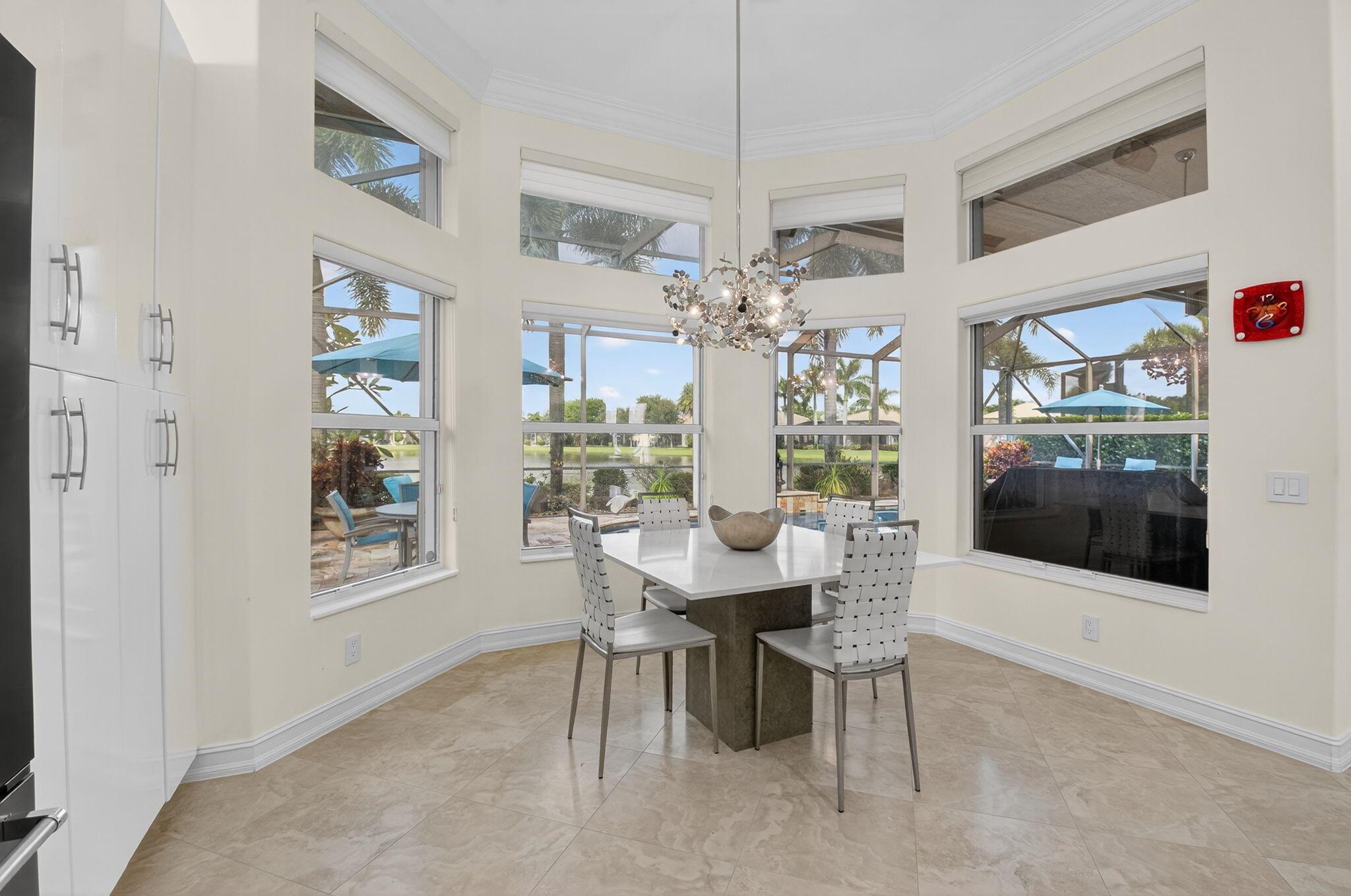 VALENCIA RESERVE - Residential