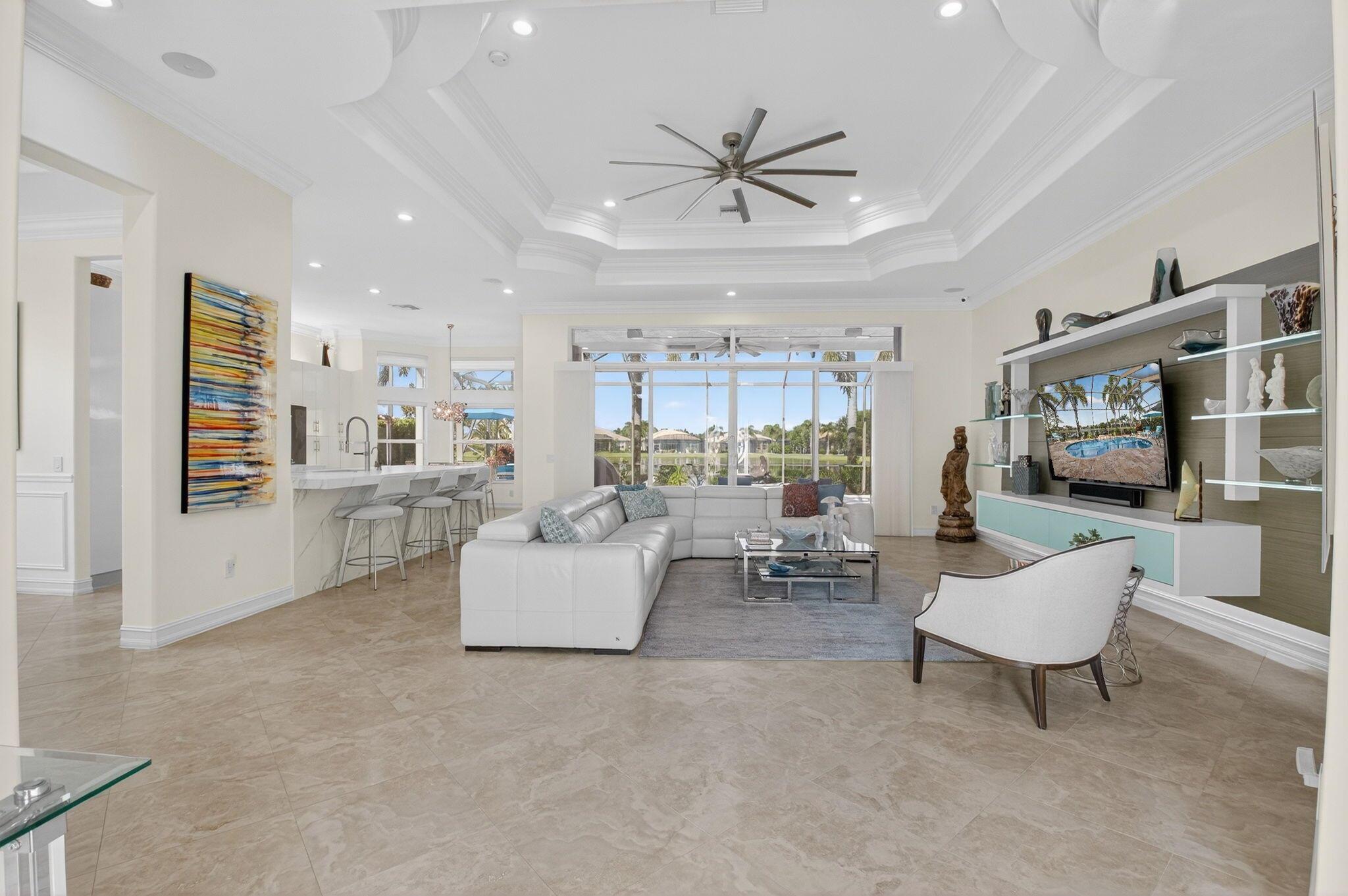 VALENCIA RESERVE - Residential