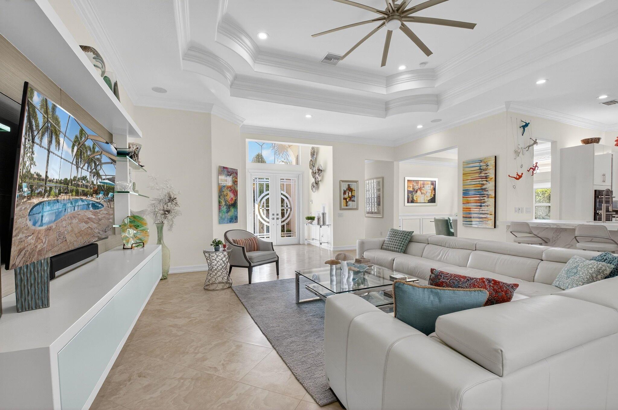 VALENCIA RESERVE - Residential