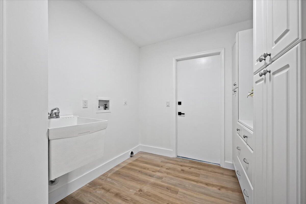 WENDIMERE HEIGHTS - Residential