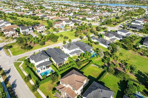 A home in Loxahatchee