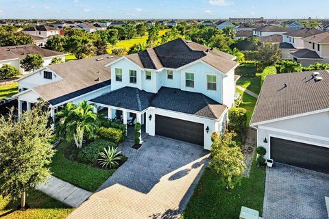 A home in Loxahatchee