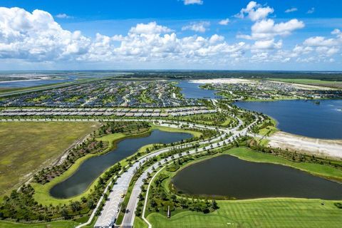 A home in Loxahatchee