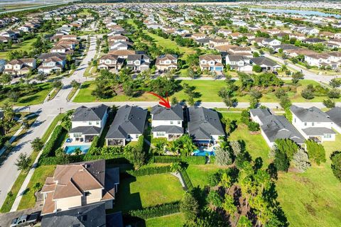 A home in Loxahatchee