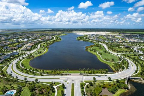 A home in Loxahatchee