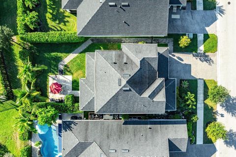 A home in Loxahatchee