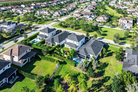 A home in Loxahatchee