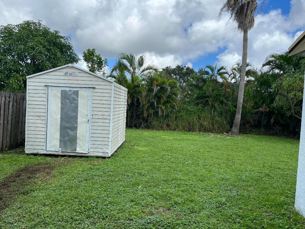 COUNTERPOINT ESTATES 8 - Residential