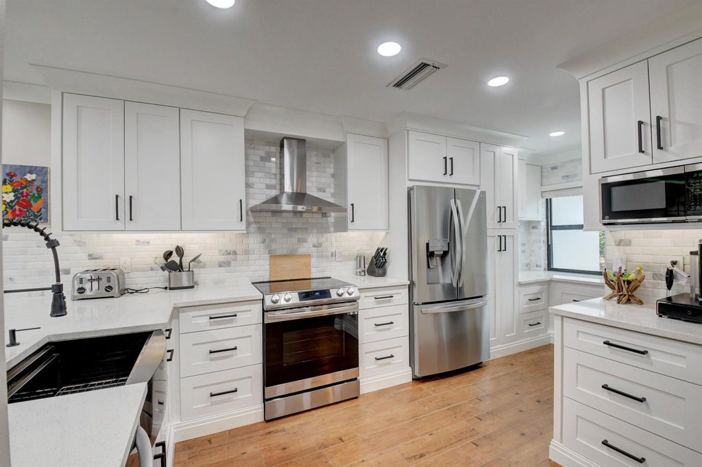 Photo of 3016 SW 21st Terrace #36-C-1, Delray Beach, FL 33445 (MLS # R11086544)