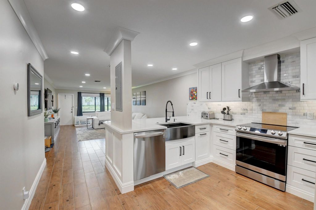 Photo of 3016 SW 21st Terrace #36-C-1, Delray Beach, FL 33445 (MLS # R11086544)