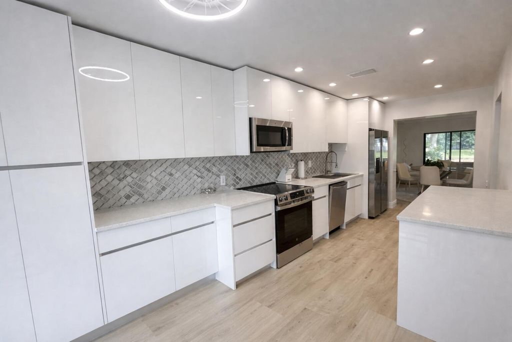 Photo of 4 Westgate Lane #4c, Boynton Beach, FL 33436 (MLS # B26011760)