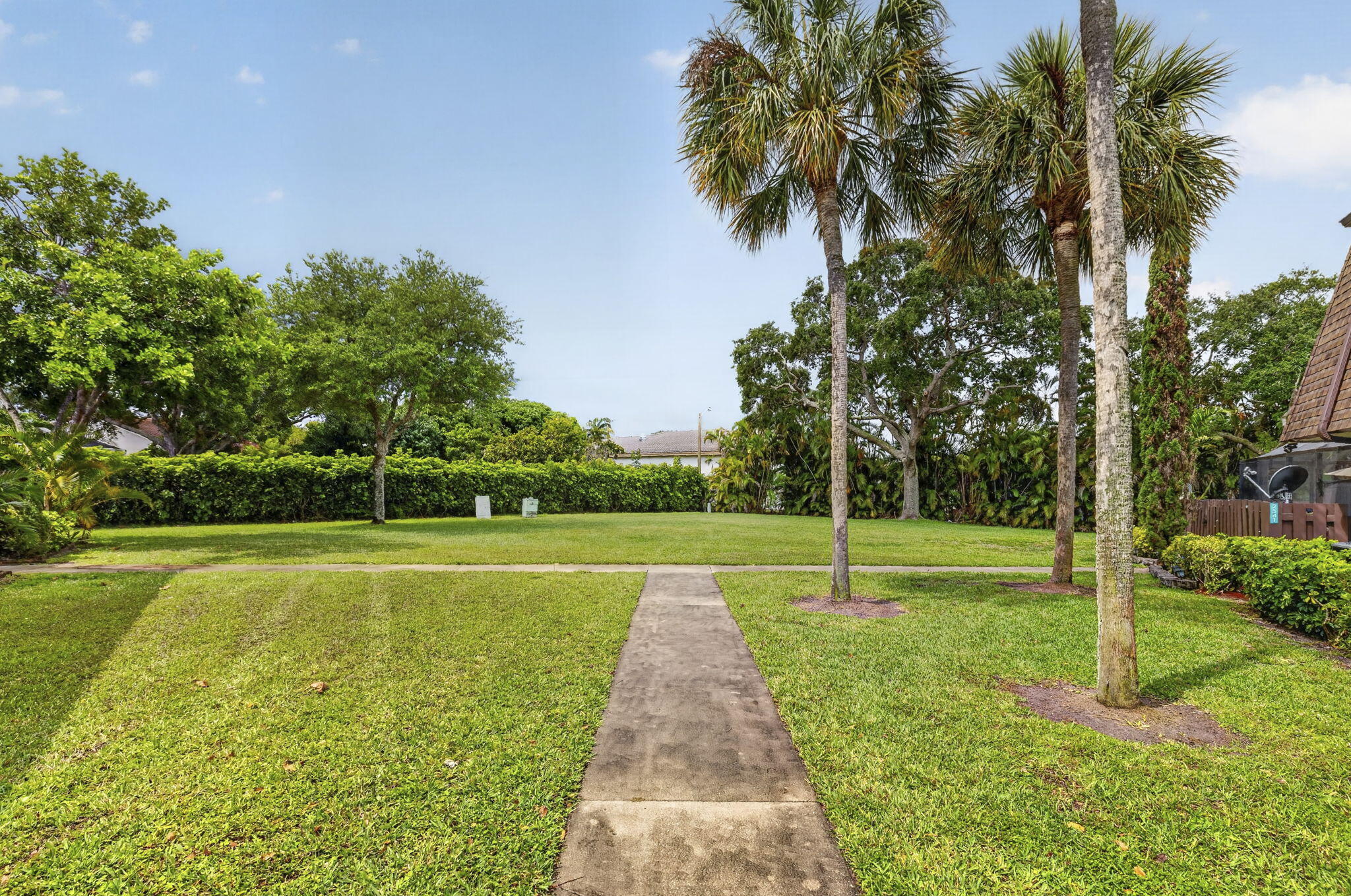 PARKSIDE - Residential