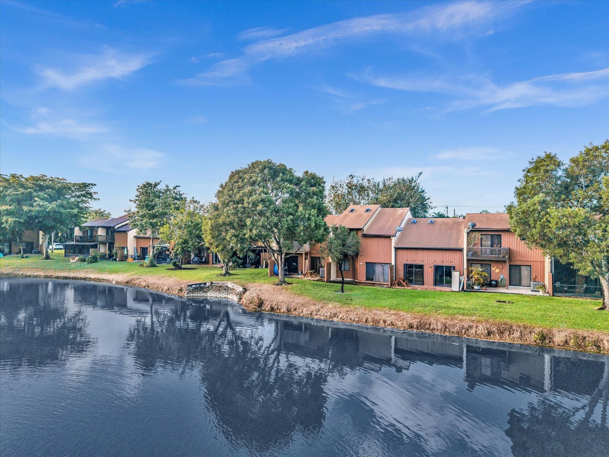 Pine Island Lakes - Residential