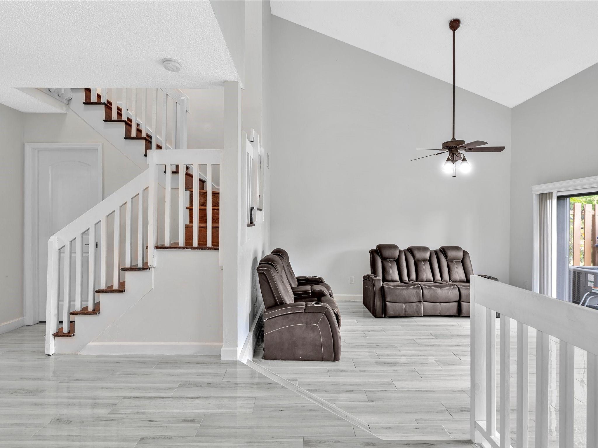 Pine Island Lakes - Residential