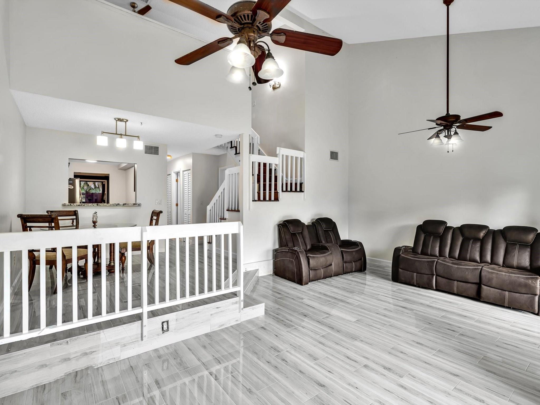 Pine Island Lakes - Residential